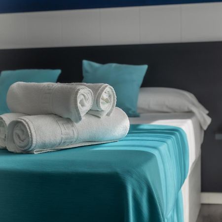 Sunsands Studio Con Balcones 2ºa Playa76 Carihuela Торремолинос Экстерьер фото