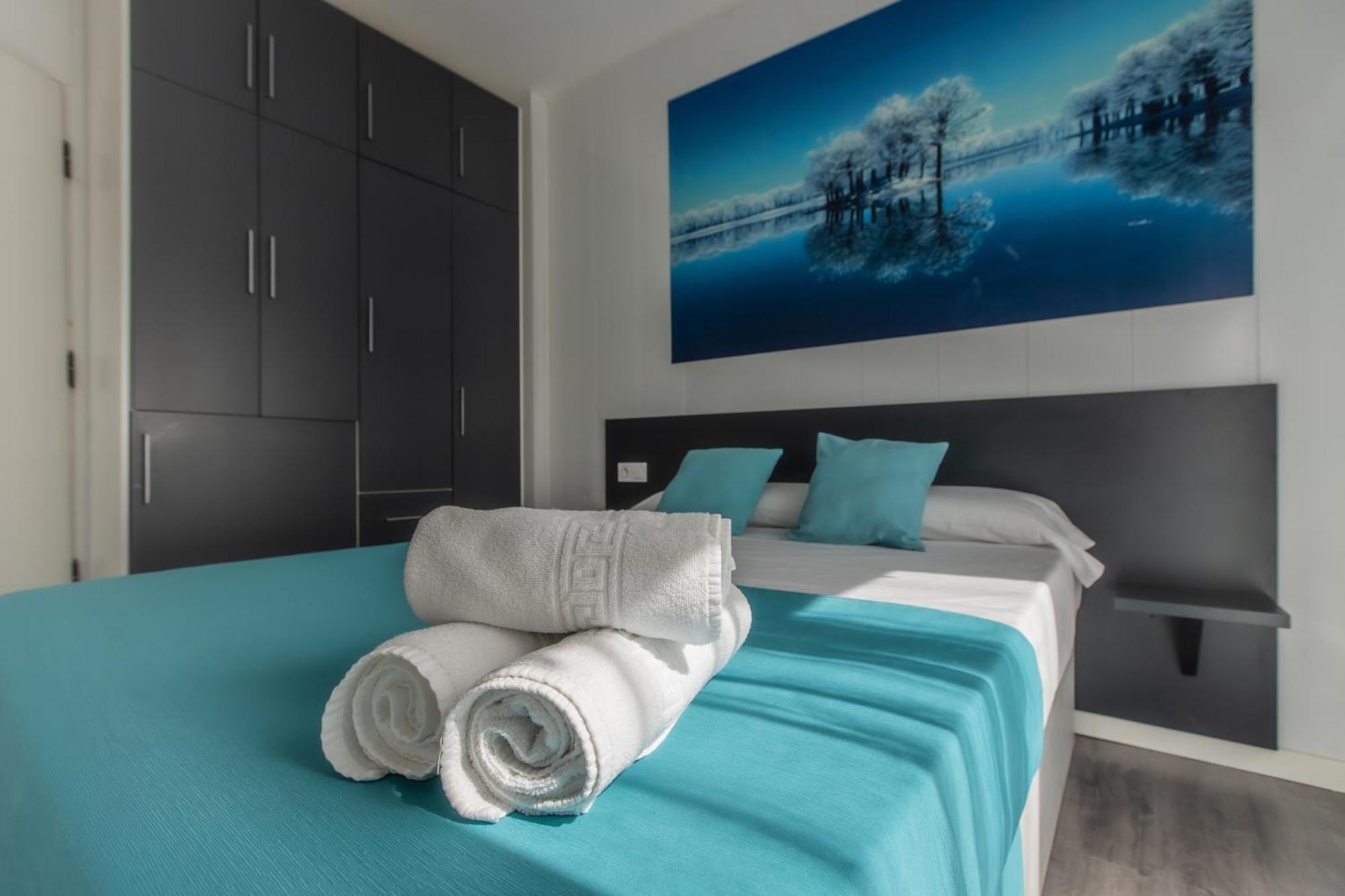 Sunsands Studio Con Balcones 2ºa Playa76 Carihuela Торремолинос Экстерьер фото